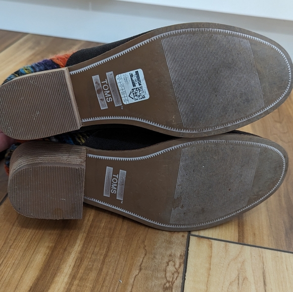 TOMS Leila Suede & Wool Bootie [9] - Picture 8 of 8